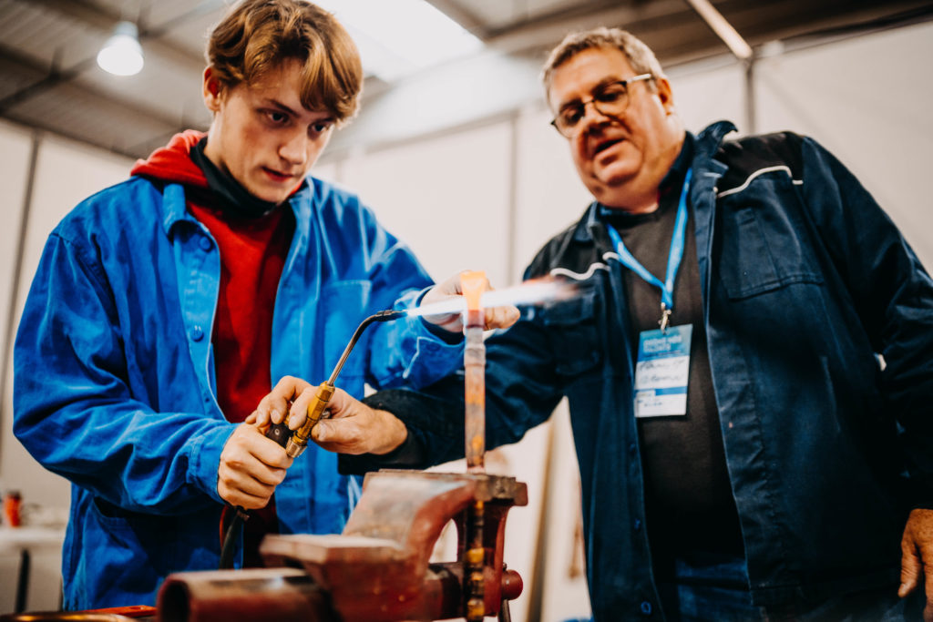 Salon Osons nos talents XXL - Communauté d'Agglomération de Béthune-Bruay, Artois Lys Romane - Agence GUS Salon Osons nos talents XXL - Communauté d'Agglomération de Béthune-Bruay, Artois Lys Romane - Agence GUS